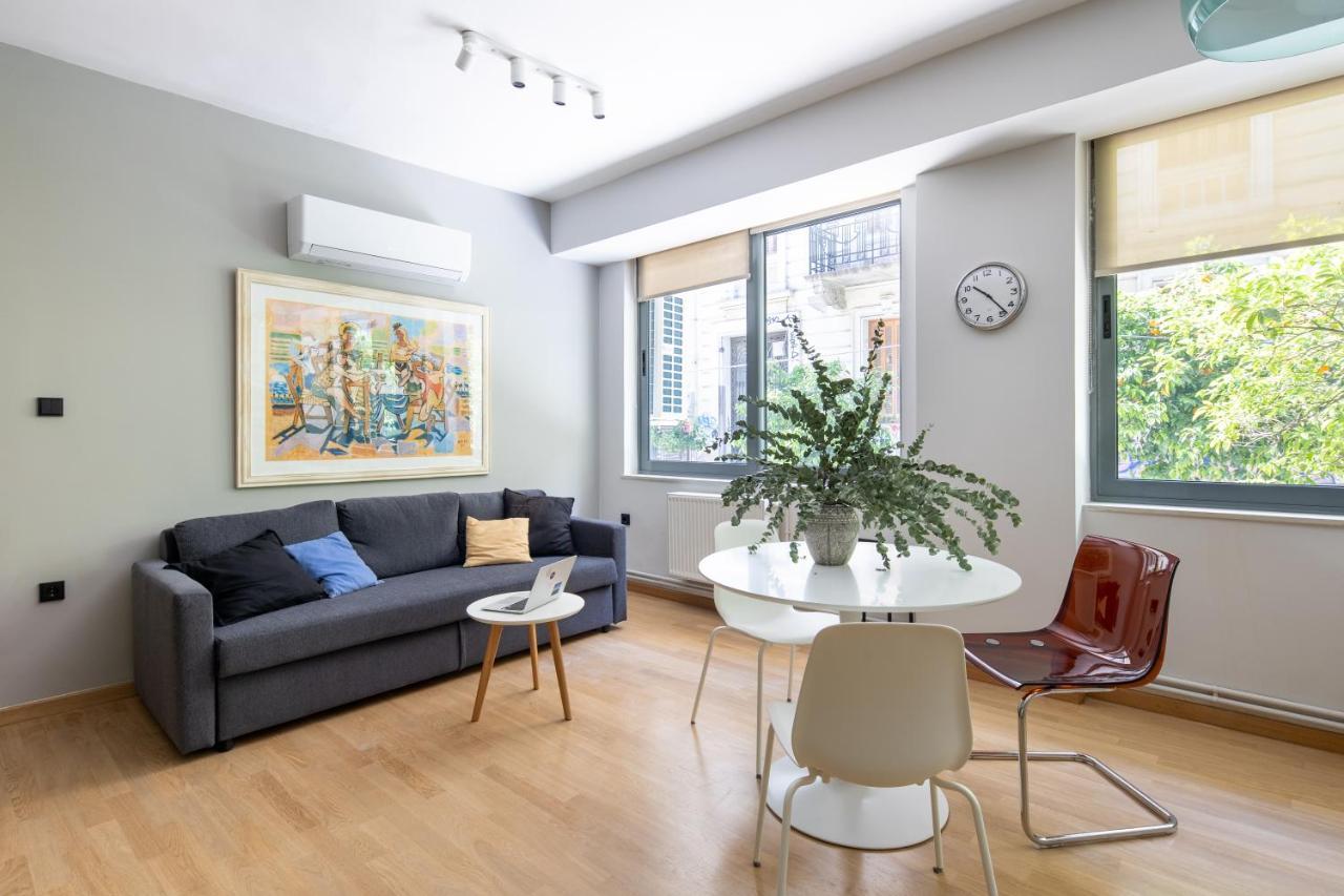 Bright 2Bdr Apartment Downtown Exarcheia! Athena Bagian luar foto
